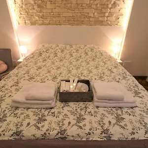 Cozy Old Town - Free Minibar Apartamento